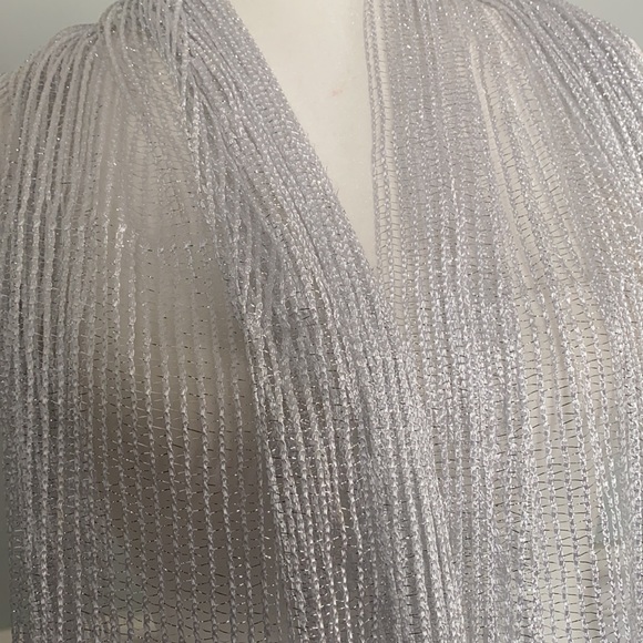 Collection Eighteen Metallic Net Fringe Evening Wrap White Open Knit - Picture 3 of 7